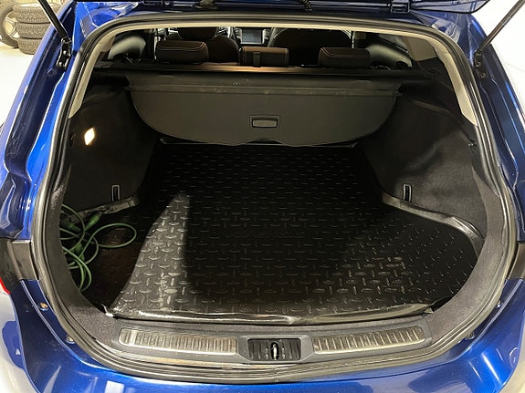 Toyota Avensis 11 of 18