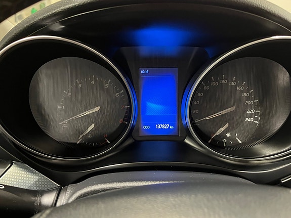 Toyota Avensis 14 of 18