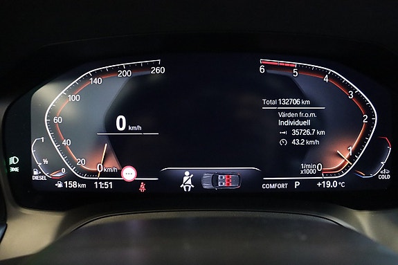 BMW 320 12 of 18