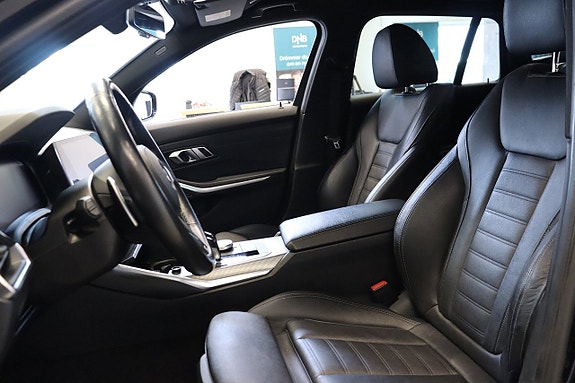 BMW 320 15 of 18