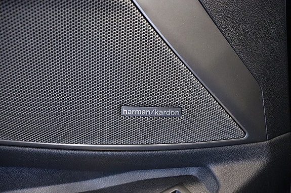BMW 320 14 of 18