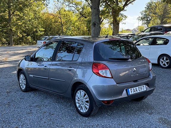 Renault Clio 4 of 17