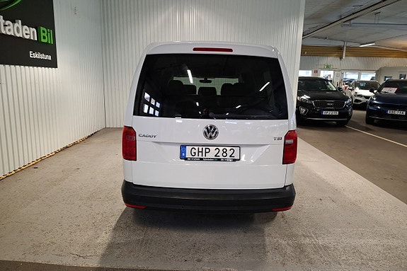 Volkswagen Caddy Maxi 4 of 16