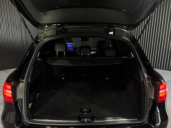 Mercedes-Benz GLC220 d 9 of 22