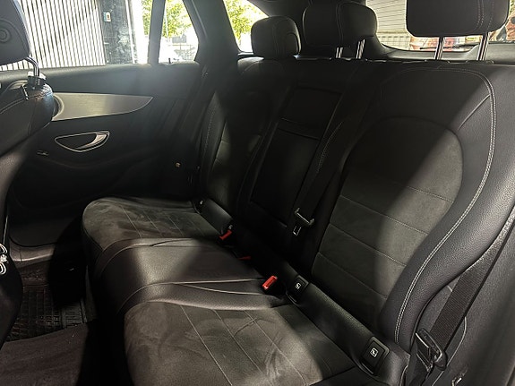 Mercedes-Benz GLC220 d 12 of 22