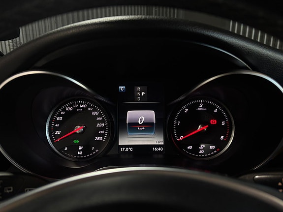Mercedes-Benz GLC220 d 19 of 22