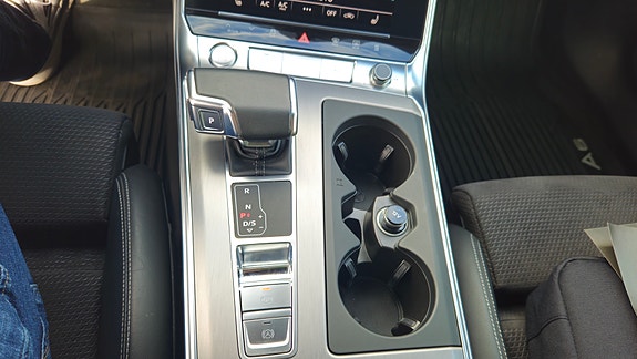 Audi A6 8 of 14