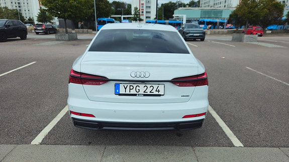 Audi A6 5 of 14