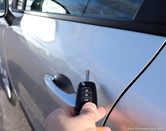 Renault Clio 13 of 18