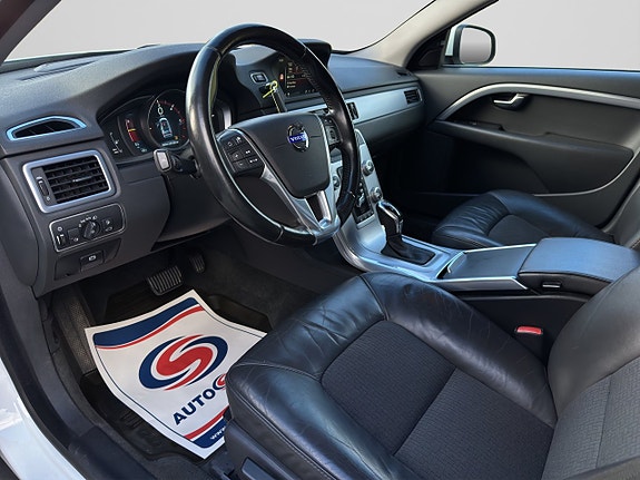 Volvo V70 9 of 28