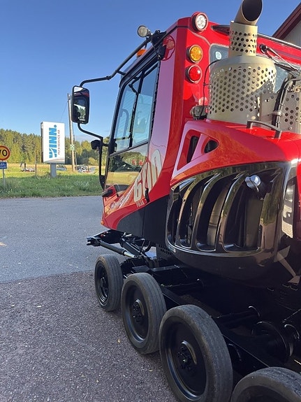 PistenBully 600 Polar (828) Pistmaskin / Pistmaski 8 of 24