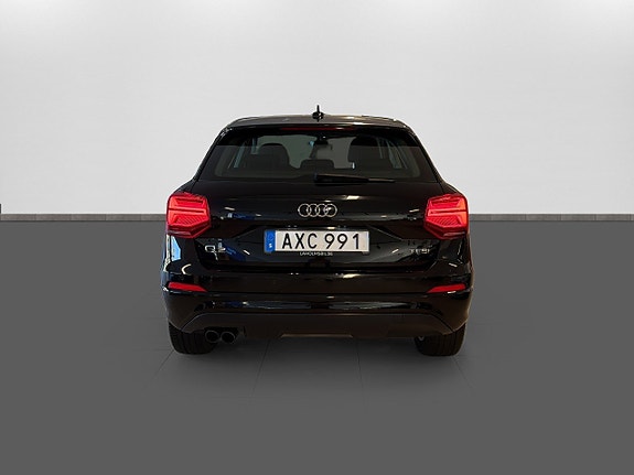 Audi Q2 6 of 15