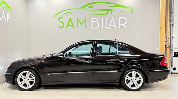 Mercedes-Benz E200 7 of 18