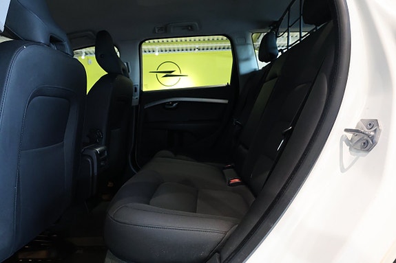 Volvo XC70 10 of 20