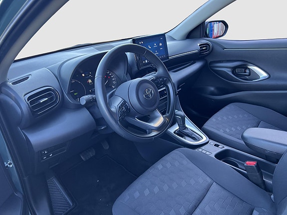 Toyota Yaris 9 of 17