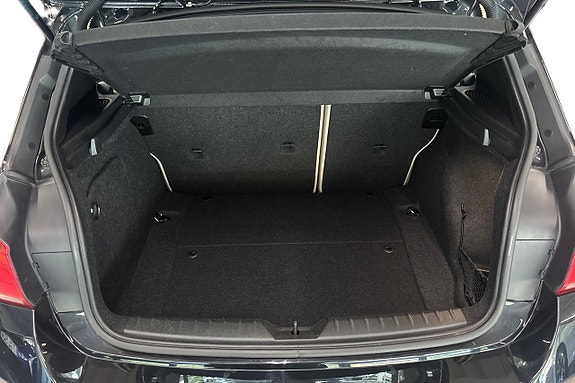 BMW 120i 10 of 17