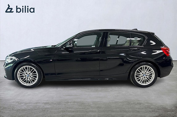 BMW 120i 3 of 17