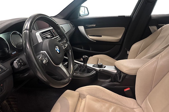 BMW 120i 12 of 17
