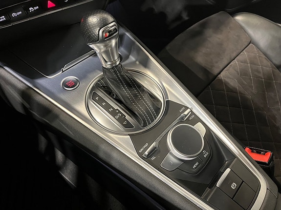 Audi TT 13 of 17