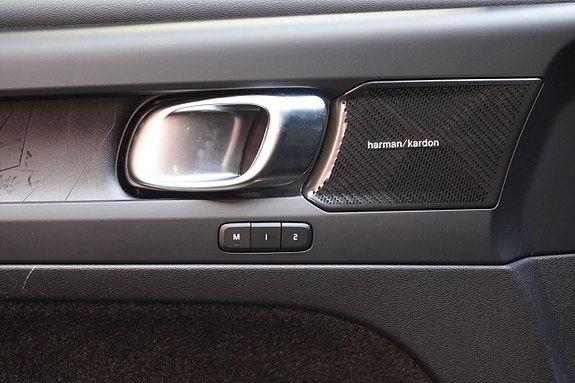 Volvo C40 7 of 14