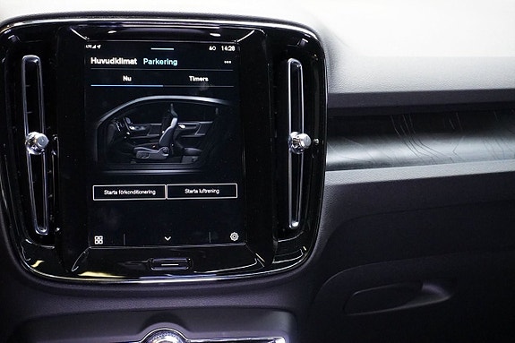Volvo C40 12 of 14