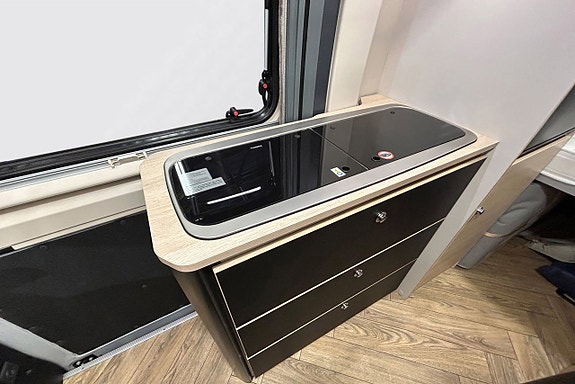 CHALLENGER V114 SPORT AUTOMAT 599 Litium SOLCELL Dragkrok 11 of 30