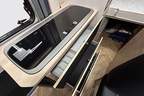 CHALLENGER V114 SPORT AUTOMAT 599 Litium SOLCELL Dragkrok 12 of 30