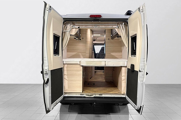 CHALLENGER V114 SPORT AUTOMAT 599 Litium SOLCELL Dragkrok 23 of 30
