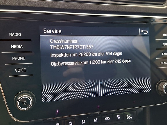 Skoda Superb 13 of 13