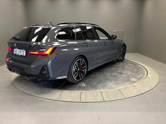 BMW M340i 2 of 26