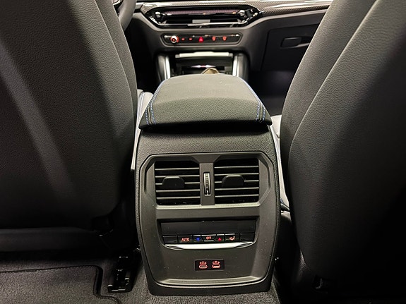 BMW M340i 12 of 26