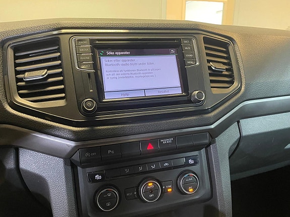 Volkswagen Amarok 16 of 19