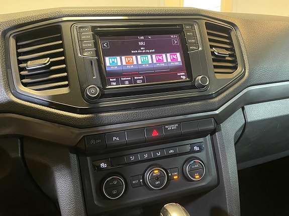 Volkswagen Amarok 14 of 19