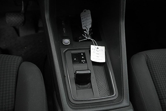 Volkswagen Caddy 15 of 22