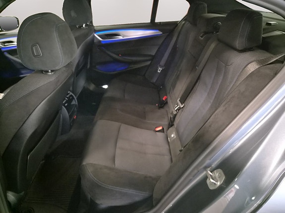 BMW 520d 12 of 20