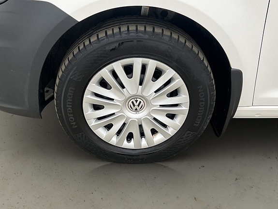 Volkswagen Caddy Maxi 27 of 30