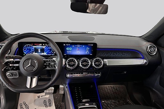Mercedes-Benz EQB250+ 8 of 15