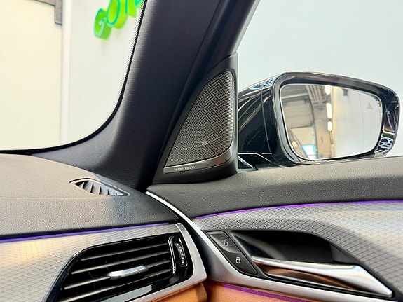 BMW 530i 11 of 14