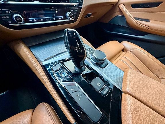 BMW 530i 9 of 14