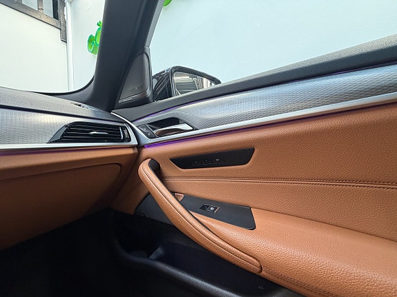 BMW 530i 10 of 14
