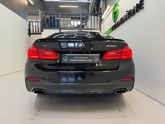 BMW 530i 5 of 14