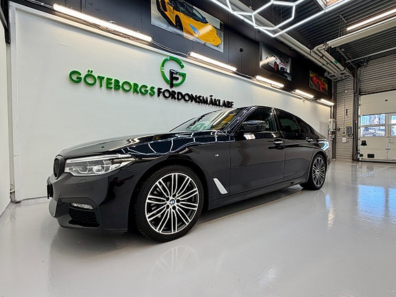 BMW 530i 2 of 14