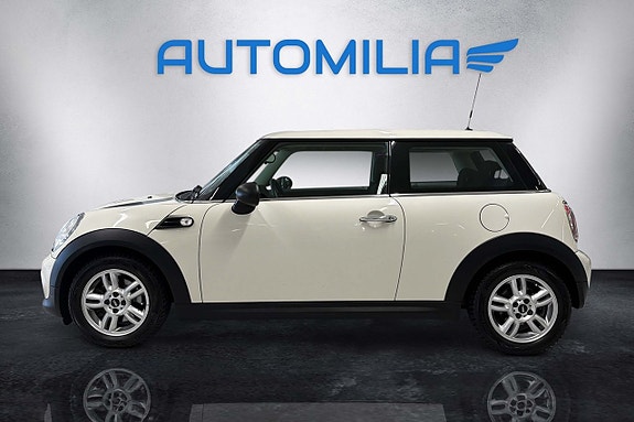MINI One 3 of 15