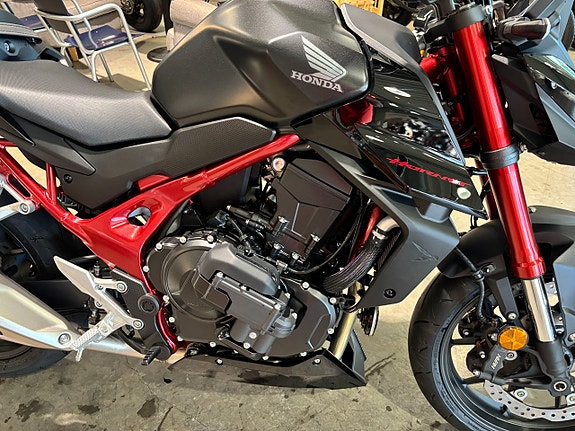 Honda CB750C Hornet E-Clutch 9 of 12