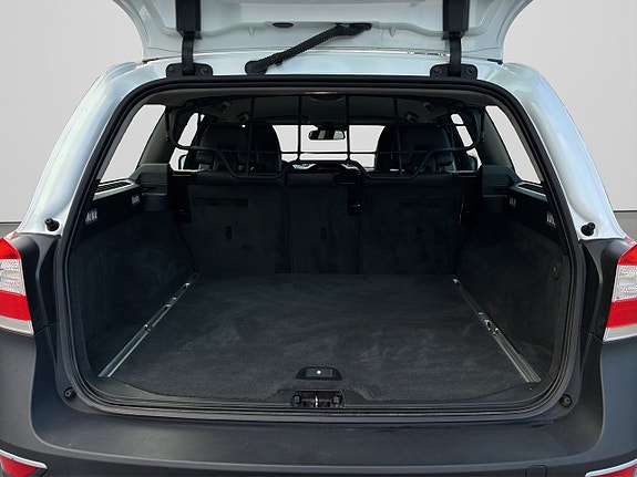 Volvo XC70 23 of 24
