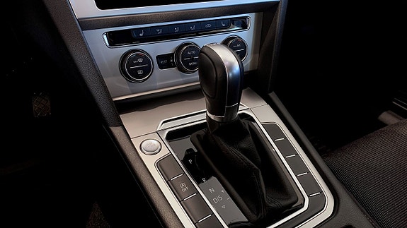 Volkswagen Passat 14 of 14