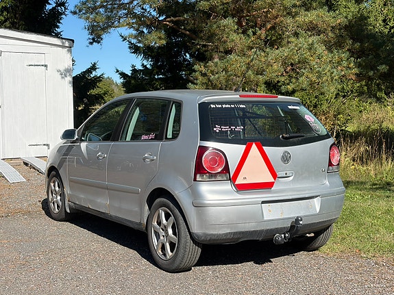 Volkswagen Polo 4 of 4