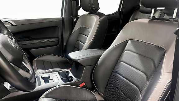Volkswagen Amarok 8 of 12