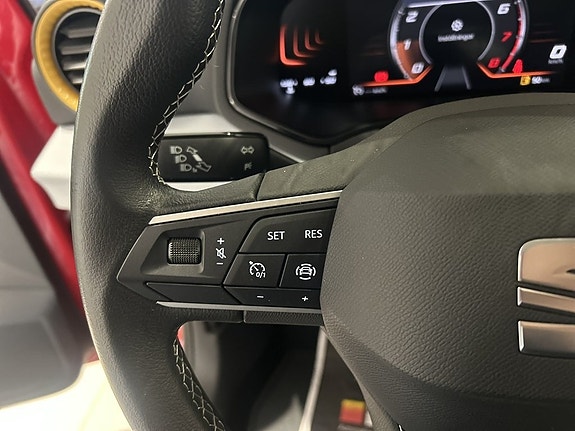 Seat Arona 17 of 18