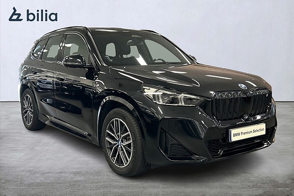 BMW iX1 17 of 19